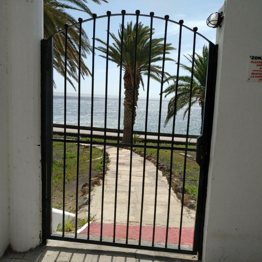 Luxury Villa Sea Front Costa Teguise Eksteriør bilde